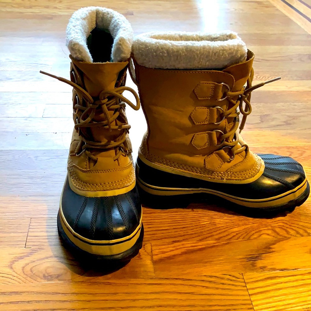 Sorel Caribou Waterproof Snow Boots-Size 6